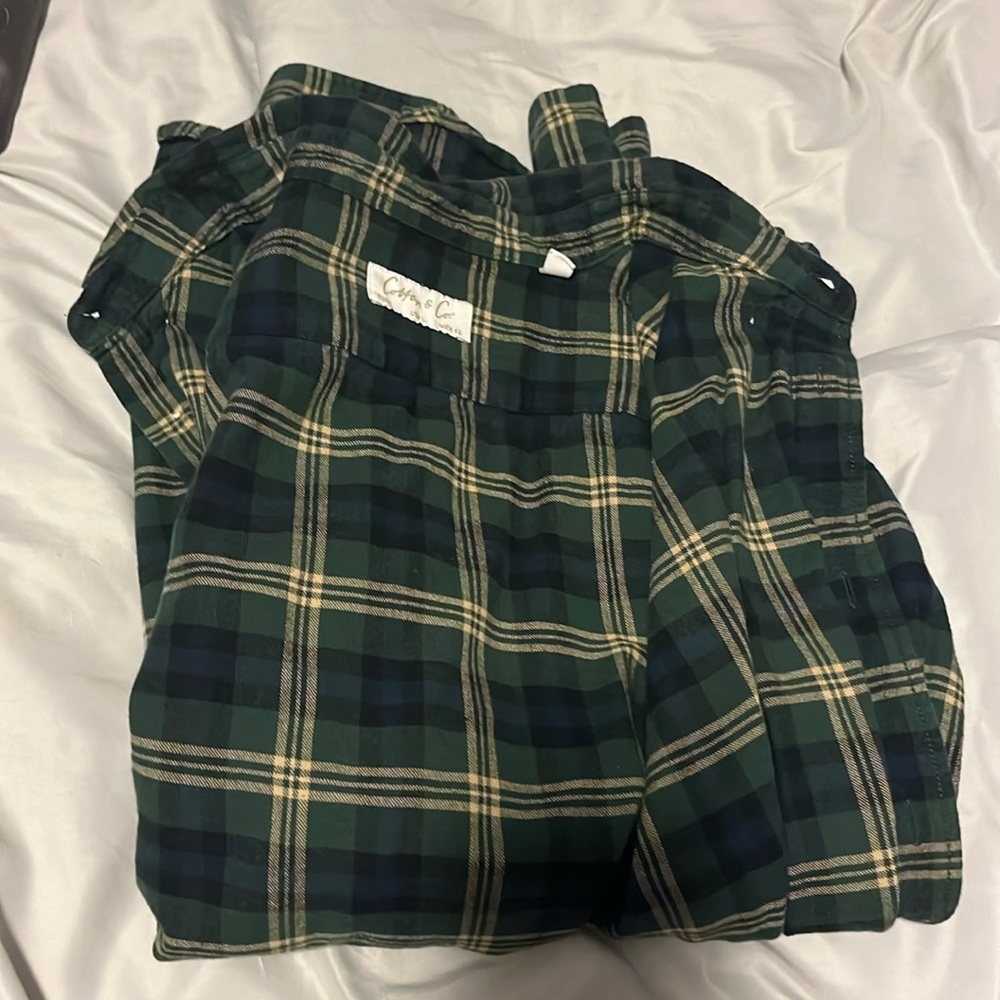 Green and yellow flannel size large